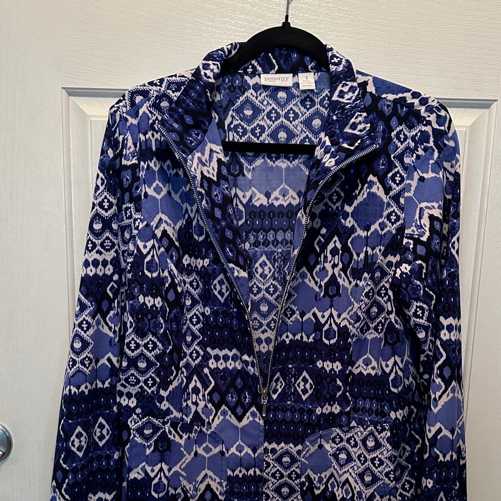 Blue Geometric Zip-Up Jacket - Patterned Lightwei… - image 2